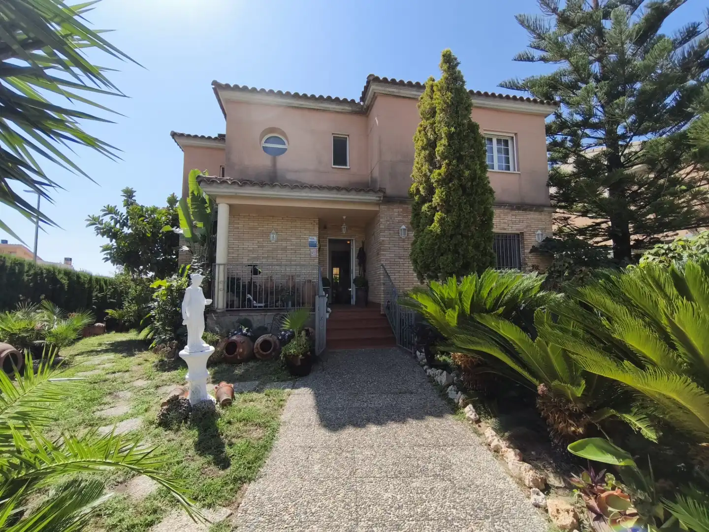 Garden of Houses for sale in Cambrils  with Air Conditioner, Heating and Private garden