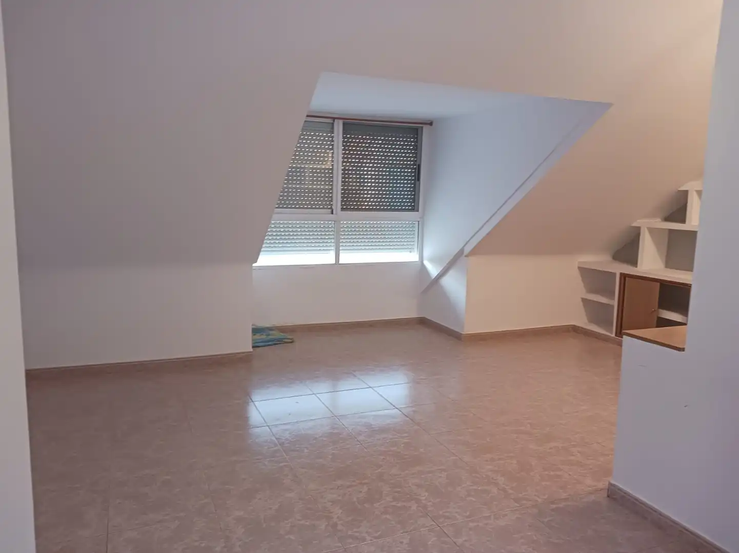 Casa adosada en venta en Plaza Xúquer