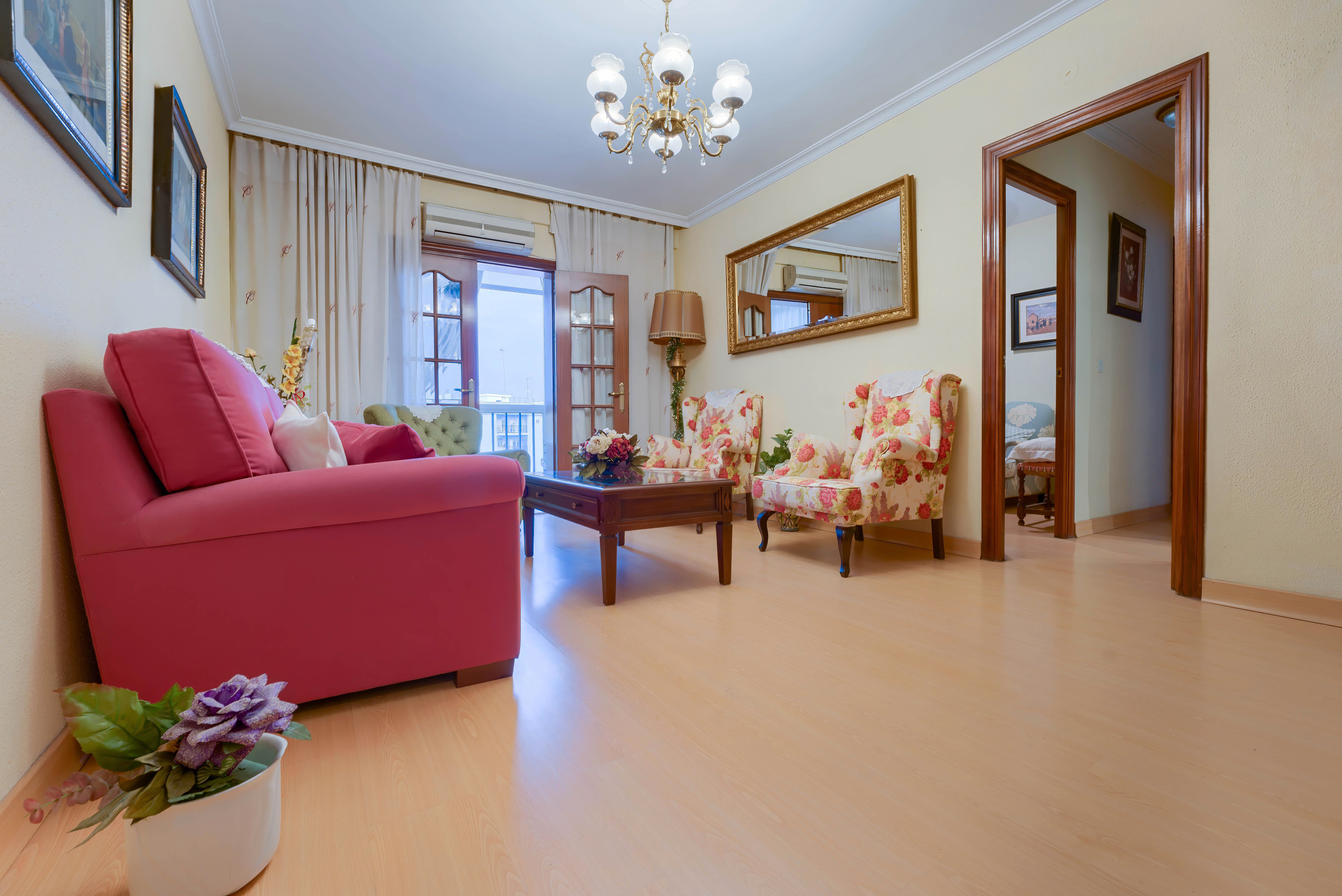Living room of Apartment for sale in  Sevilla Capital