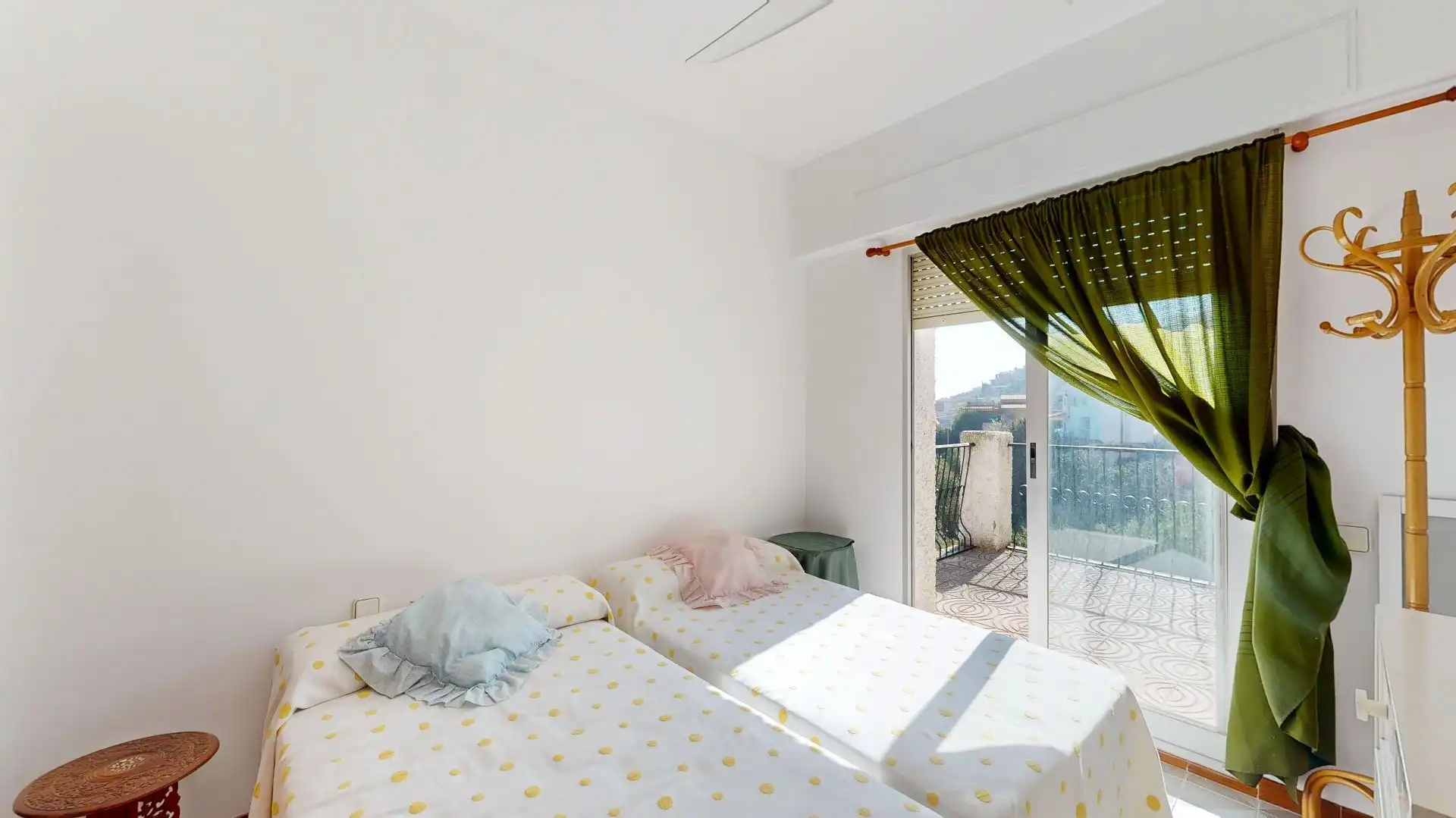 Schlafzimmer von Haus oder Chalet zum Verkauf in Chiva mit Privatgarten und Abstellraum