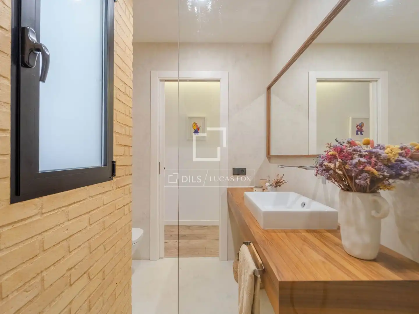 Bathroom of Flat for sale in Valencia  with Air Conditioner, Parquet flooring and Balcony