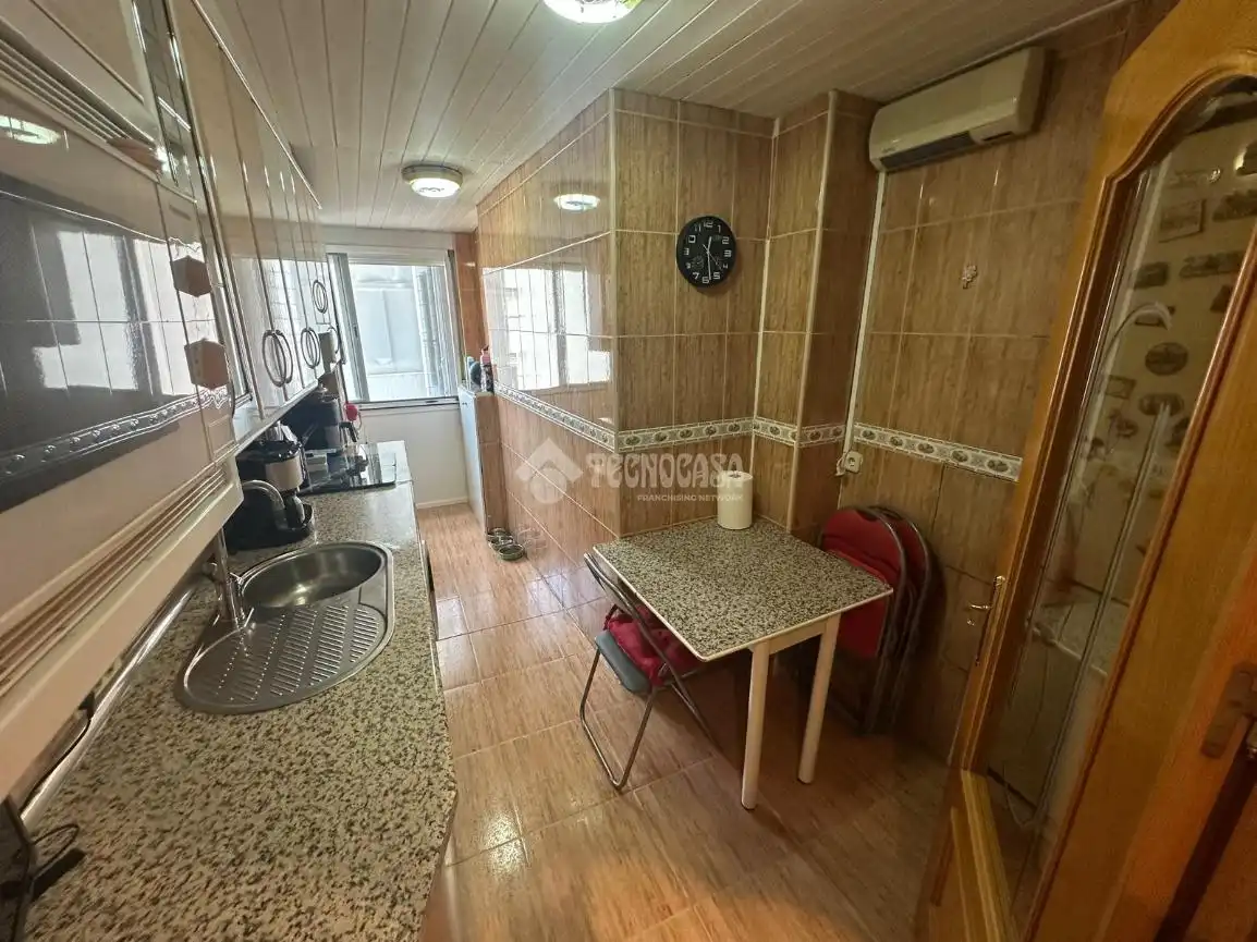 Cocina de Piso en venta en Fuenlabrada con Calefacción y Terraza