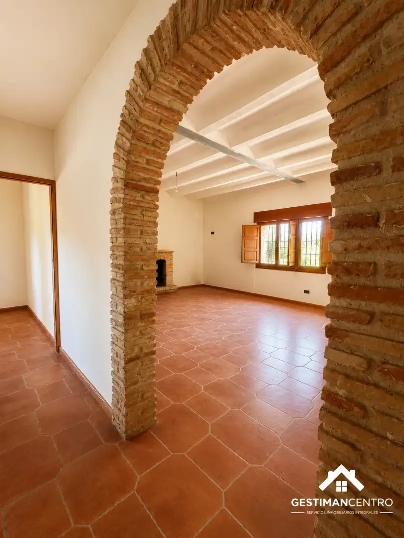 Chalet con jardín en venta en Tomelloso, imagen 4