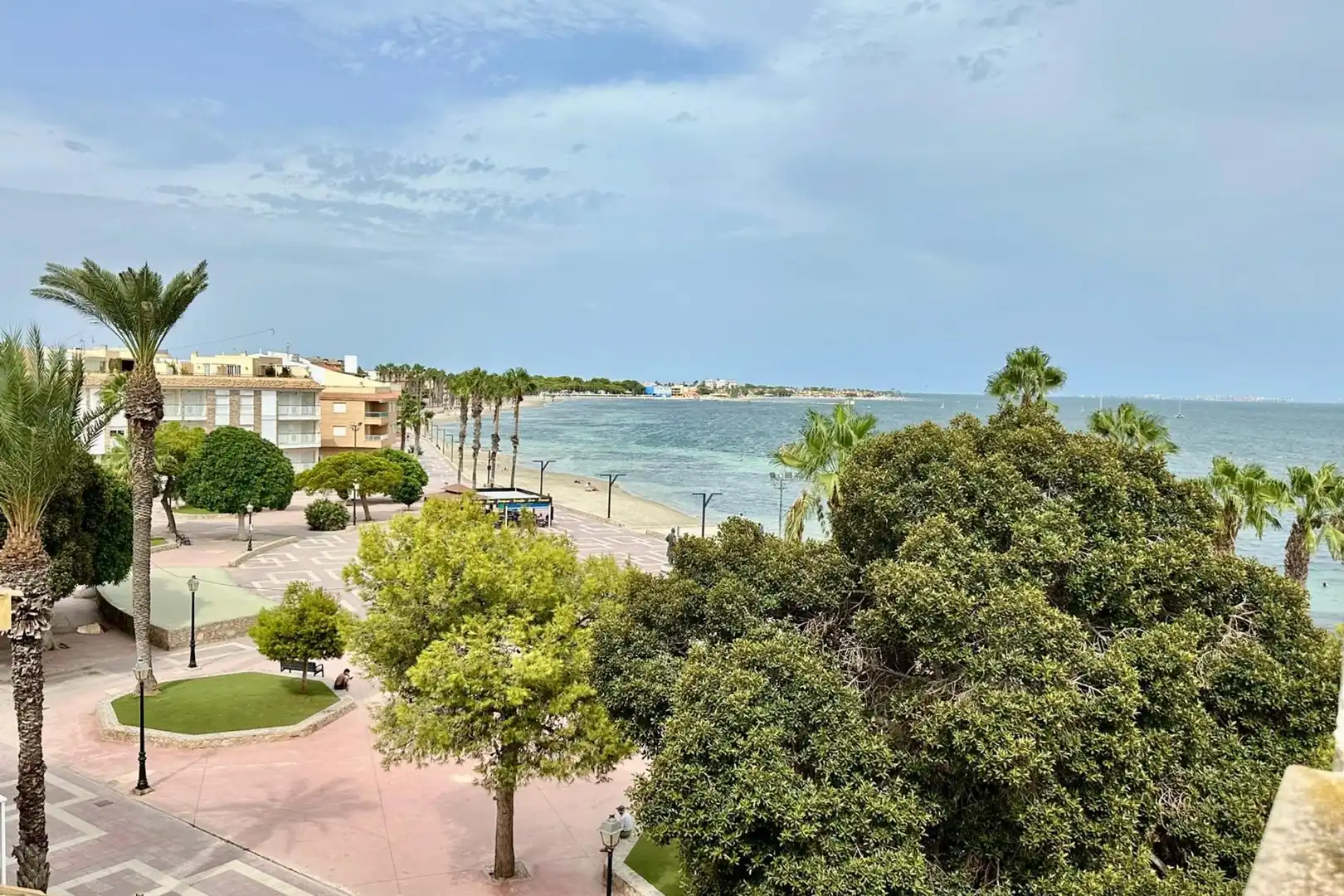Apartament amb terrassa en venda a Centro