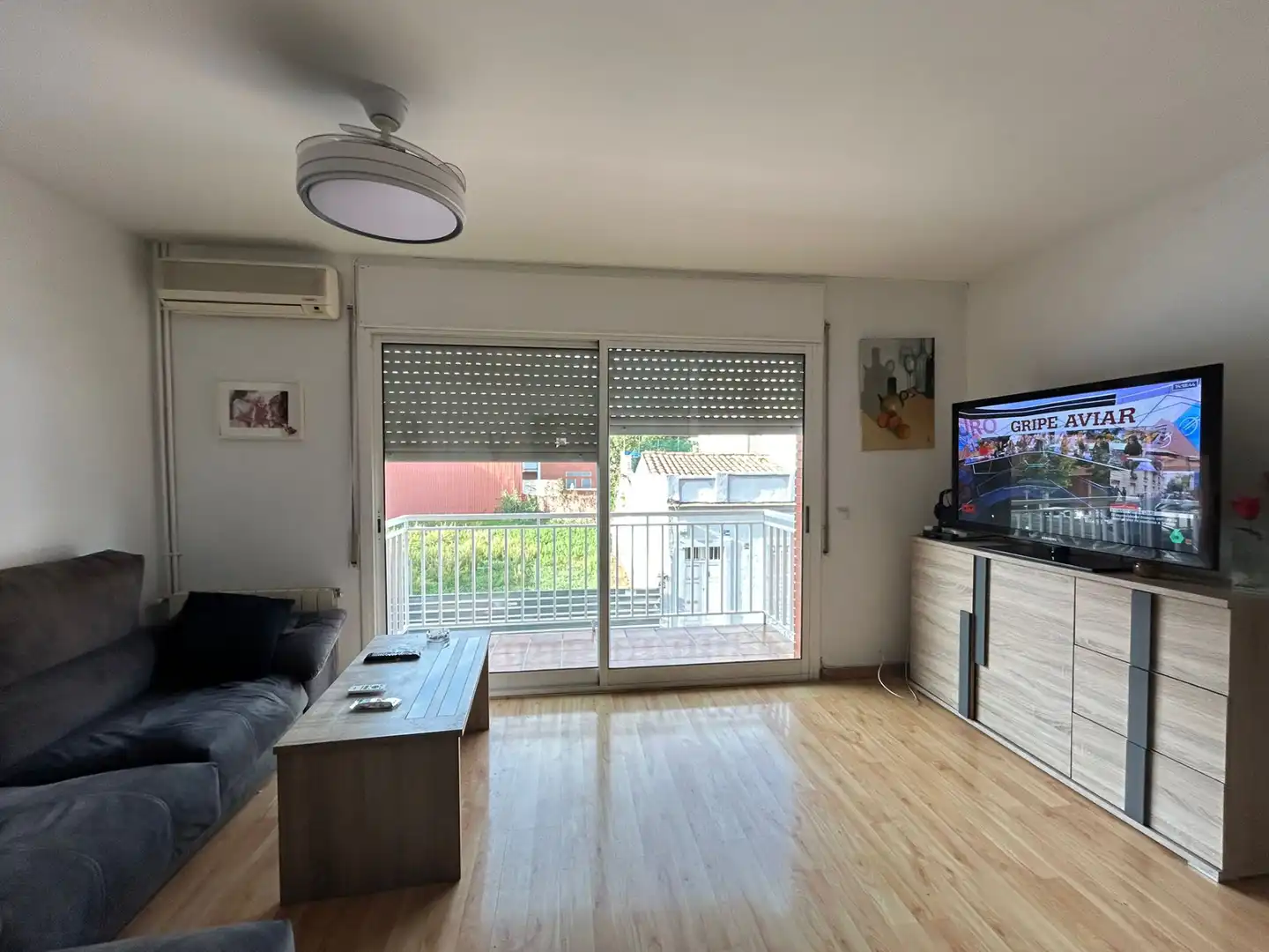 Living room of Houses for sale in Sant Adrià de Besòs  with Air Conditioner, Heating and Terrace