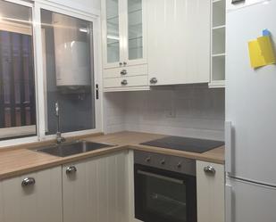 Kitchen of Flat to rent in Ferrol  with Heating, Parquet flooring and Oven