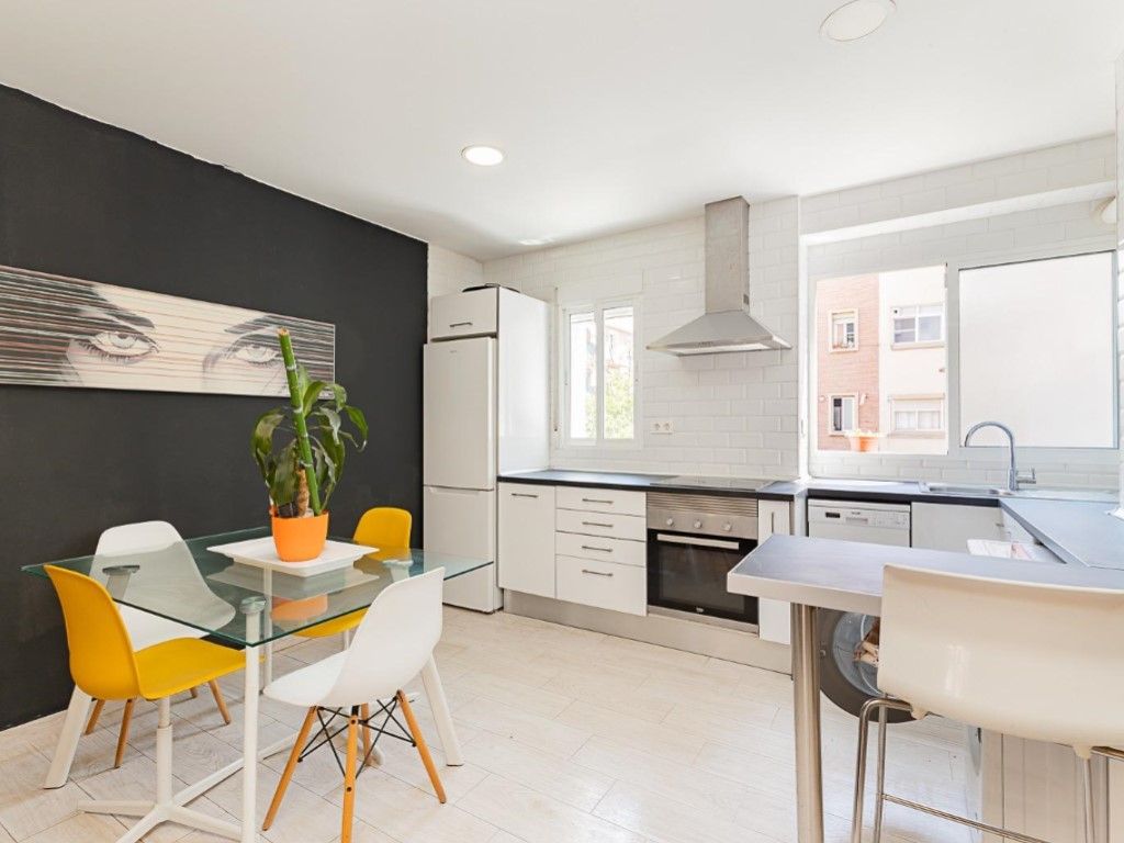 Flat for sale in de Alejandro Volta, La Llum