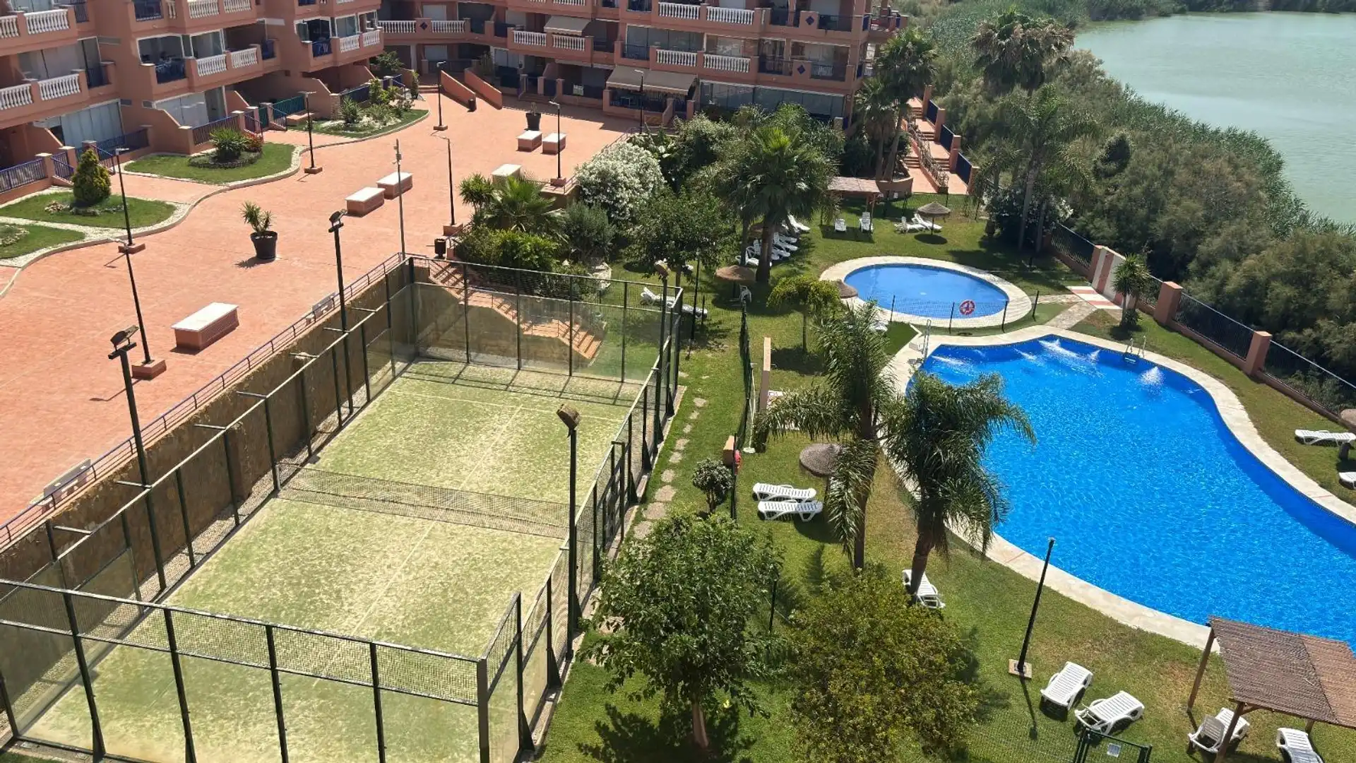 Jardín de Ático en venta en El Ejido con Aire acondicionado, Terraza y Trastero