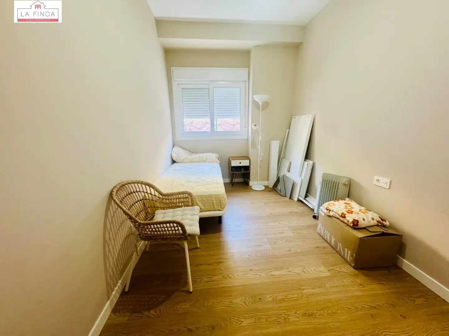 Dormitori de Planta baixa en venda en Málaga amb Aire condicionat, Jardí privat i Terrassa