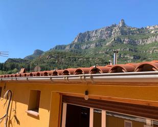 Vista exterior de Casa adosada en venda en Monistrol de Montserrat amb Terrassa i Balcó