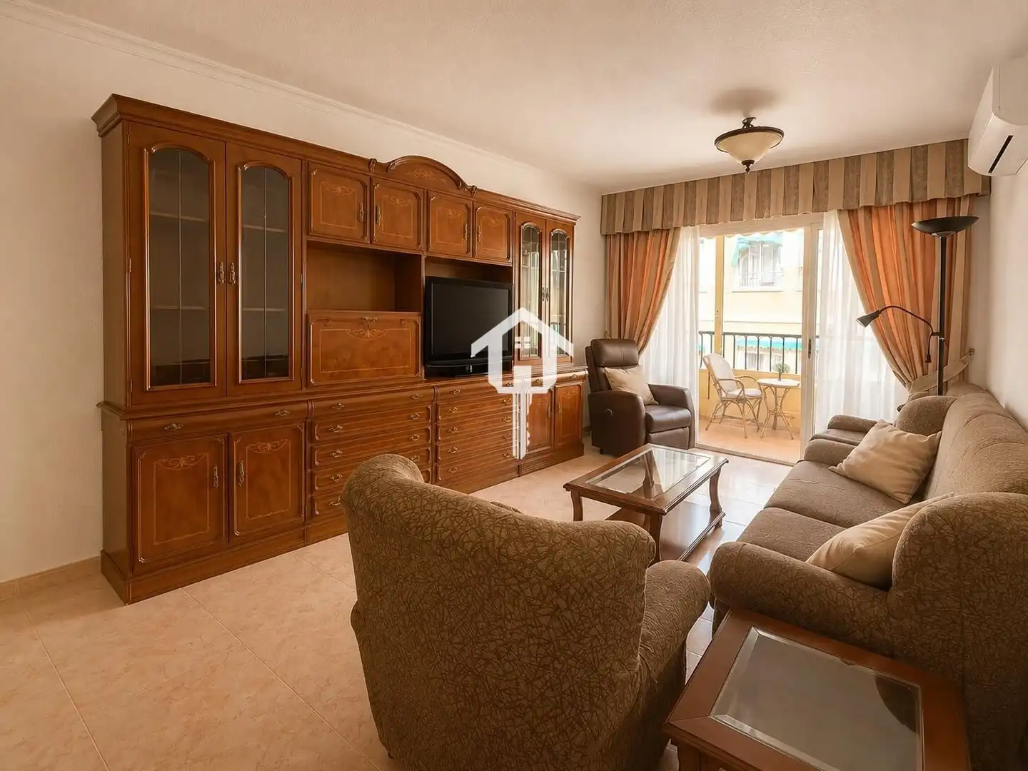 Sala de estar de Piso en venta en Alicante / Alacant con Aire acondicionado, Amueblado y Balcón