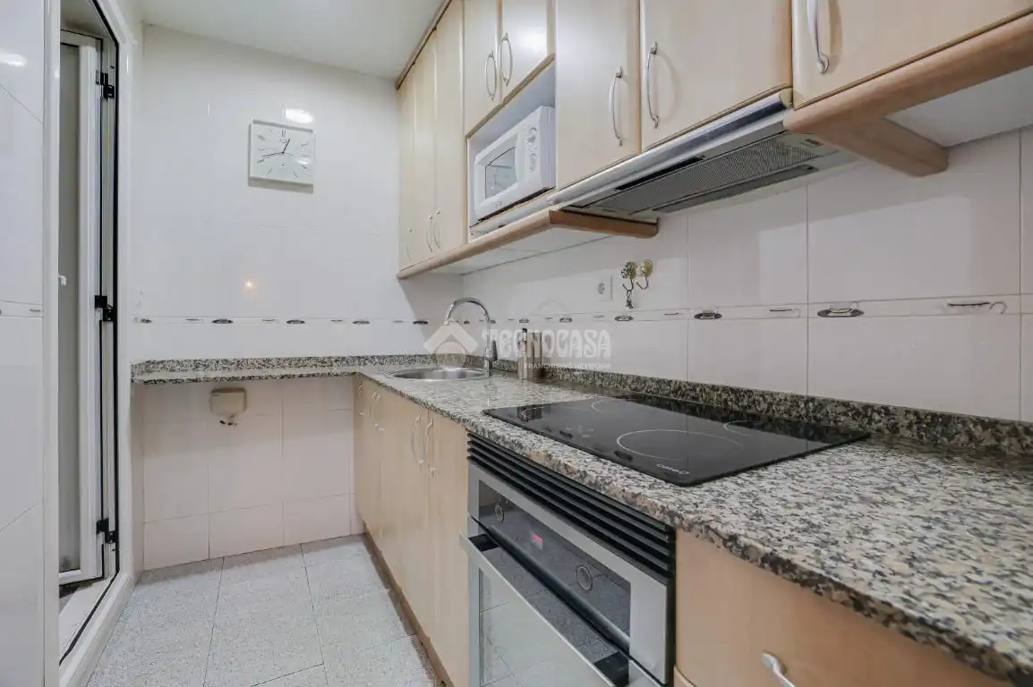Cocina de Piso en venta en Barcelona con Aire acondicionado y Calefacción
