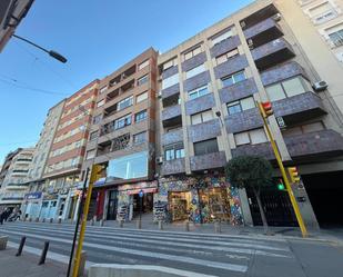 Außenansicht von Wohnung miete in Almansa mit Terrasse und Balkon