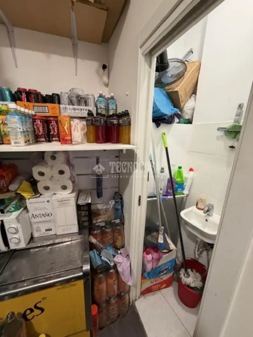 Kitchen of Commercial properties for sale in Madrid