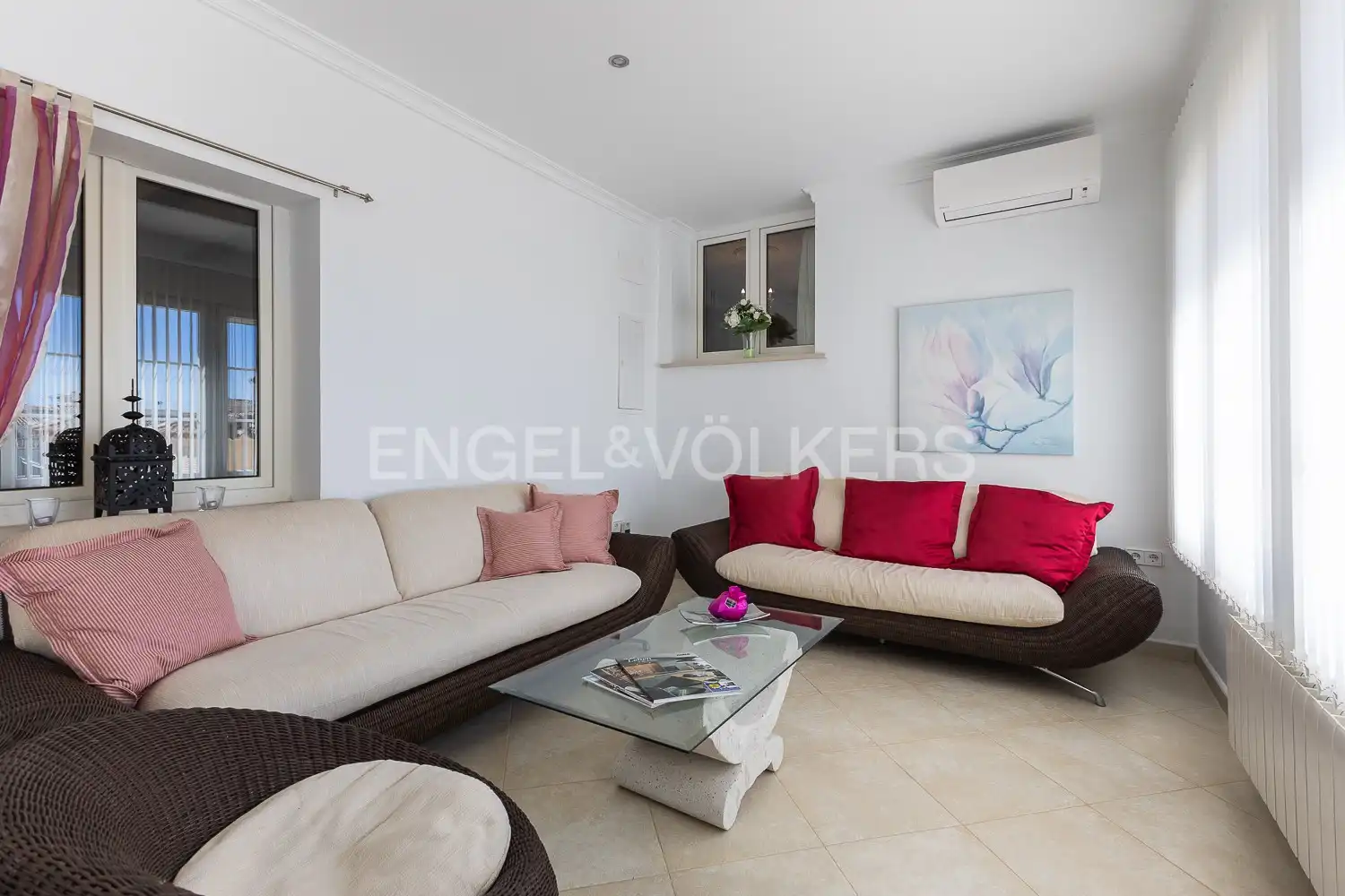 Sala de estar de Finca rústica en venta en Els Poblets con Aire acondicionado, Calefacción y Jardín privado