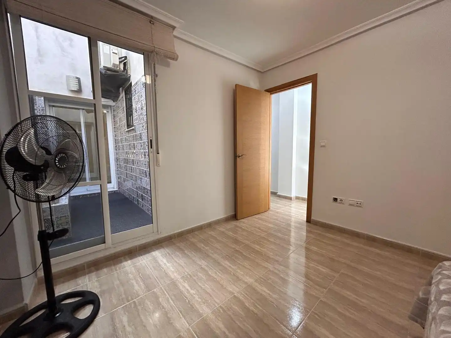 Flat for sale in Dolores  with Air Conditioner, Terrace and Furnished