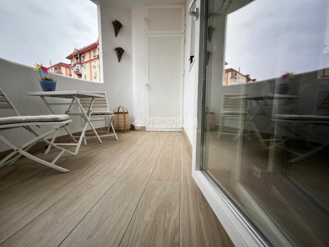 Balcony of Flat for sale in  Sevilla Capital  with Heating and Furnished