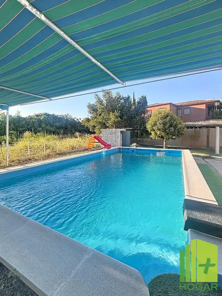 Piscina de Casa o xalet en venda en La Guardia de Jaén amb Aire condicionat, Jardí privat i Terrassa