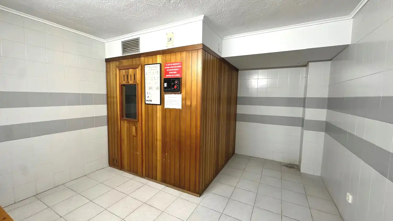 Piso en venta en Castro-Urdiales con Calefacción, Trastero y Amueblado