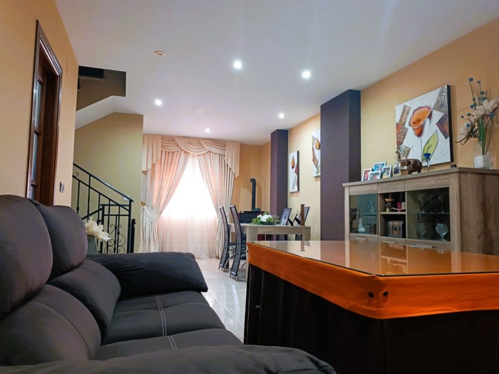 Living room of Single-family semi-detached for sale in Cijuela