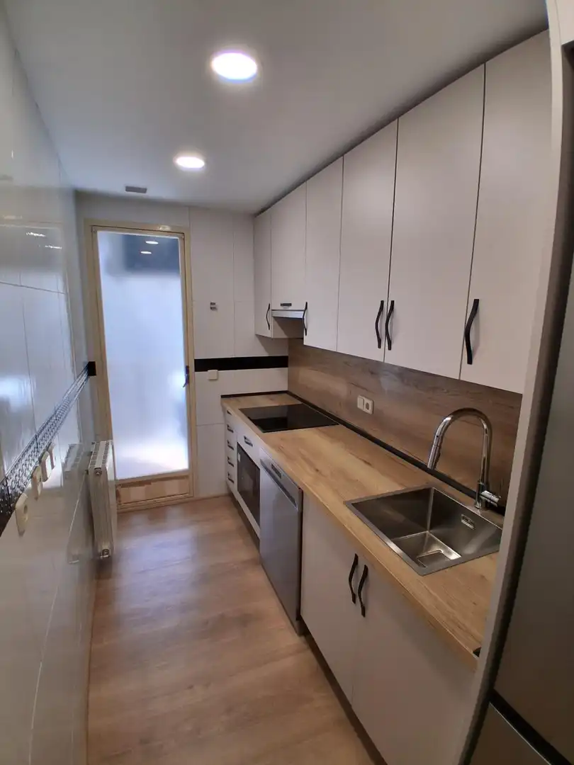 Cocina de Apartamento en venta en Albacete con Aire acondicionado, Calefacción y Amueblado