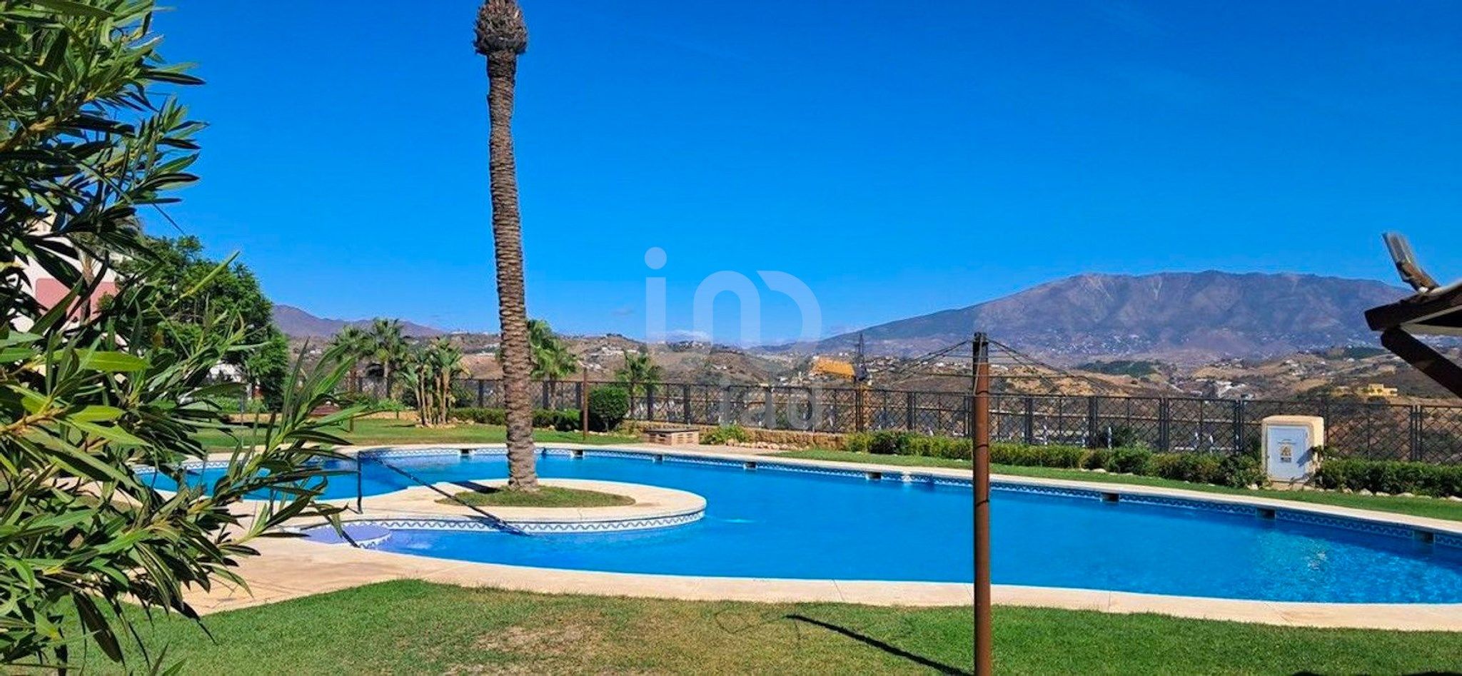 Jardí de Pis en venda en Mijas amb Aire condicionat, Calefacció i Terrassa