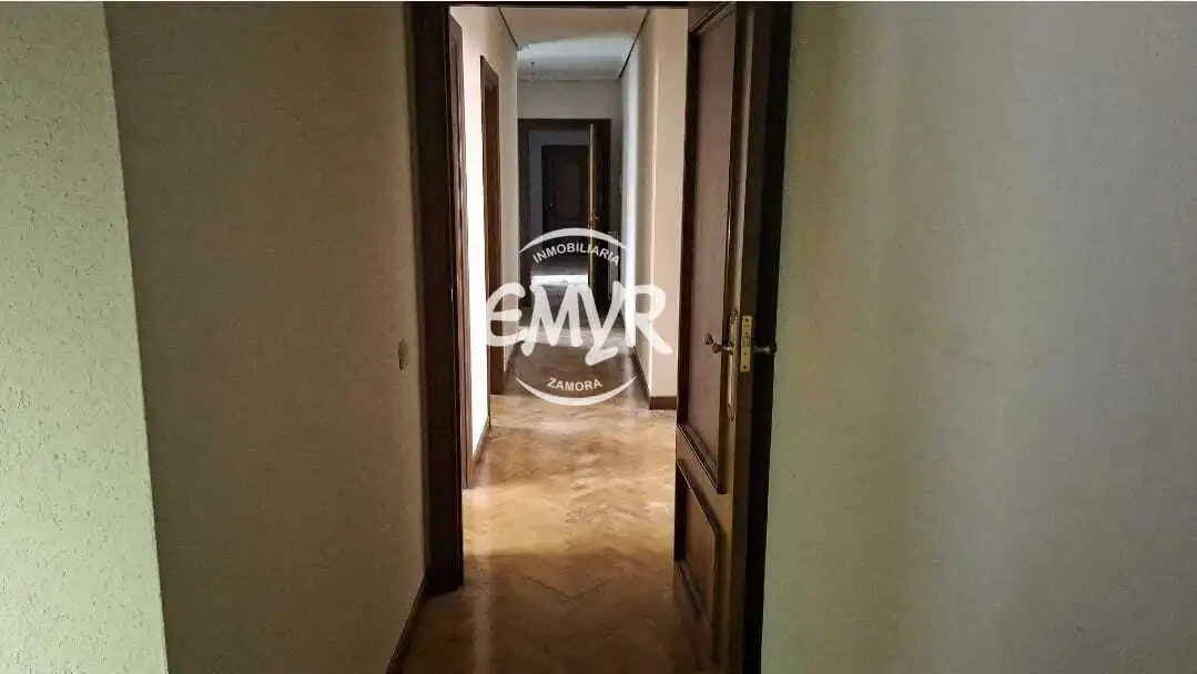 Flat for sale in Zamora Capital   with Terrace, Storage room and Balcony