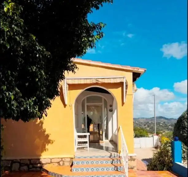 Vista exterior de Casa o chalet en venta en Calpe / Calp con Aire acondicionado, Calefacción y Jardín privado