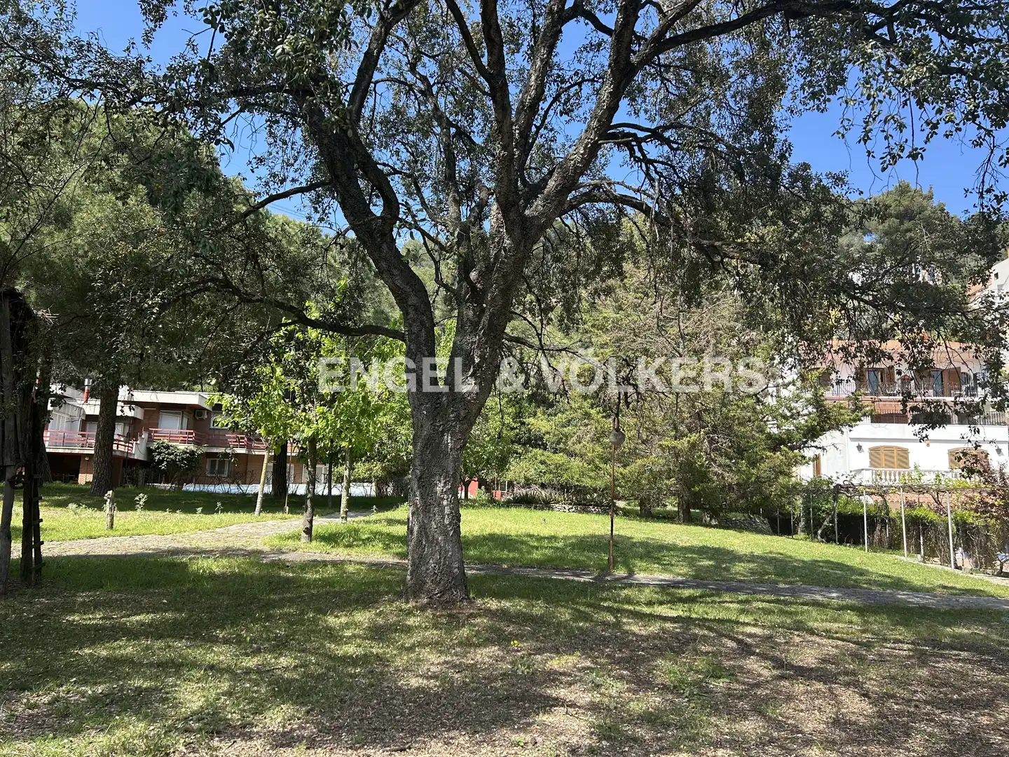 Terreny residencial en venda a Pallejà, imagen 8