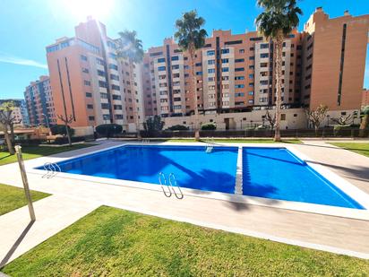 Swimming pool of Flat for sale in Alicante / Alacant  with Air Conditioner, Heating and Parquet flooring