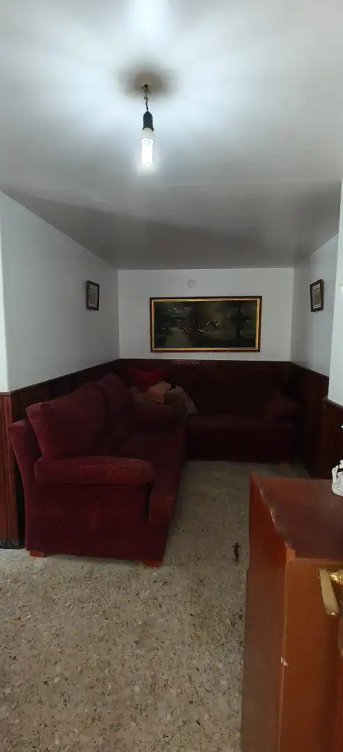 Sala de estar de Casa adosada en venta en Cedeira con Parquet y Amueblado