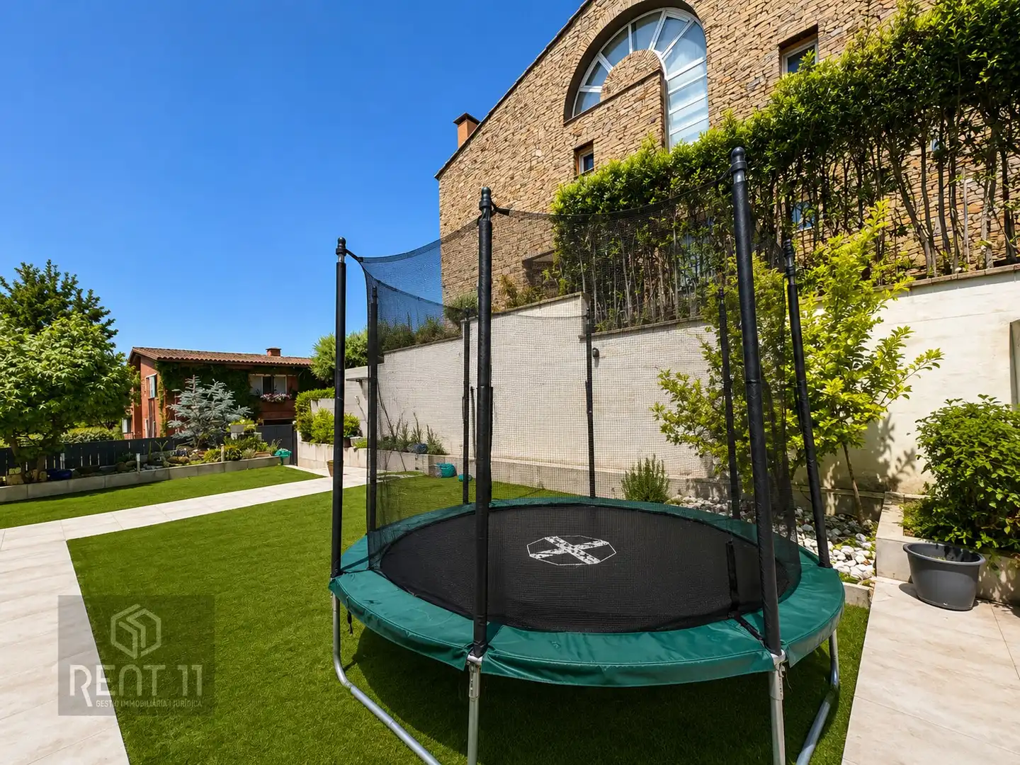 Jardín de Casa o chalet en venta en Girona con Aire acondicionado, Calefacción y Trastero
