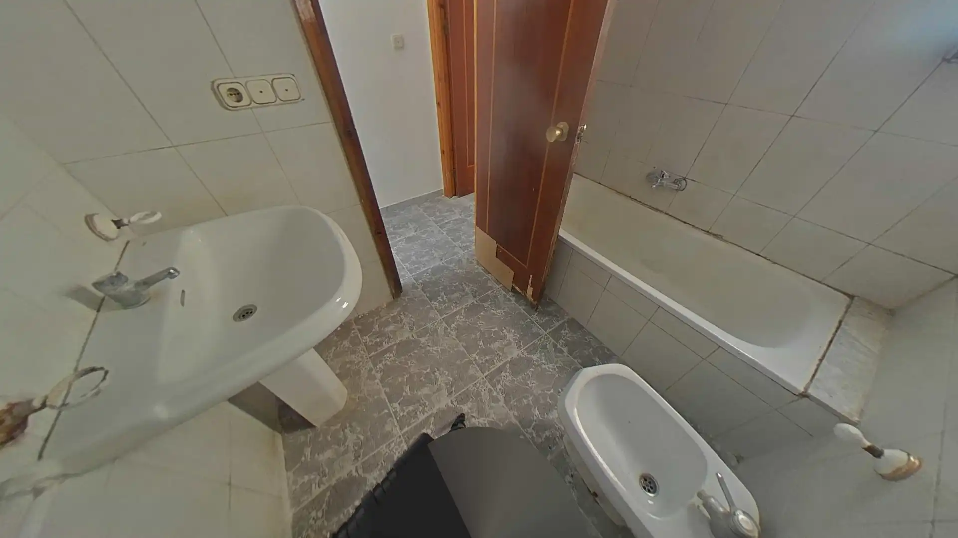 Bathroom of Flat for sale in Baza  with Terrace and Balcony