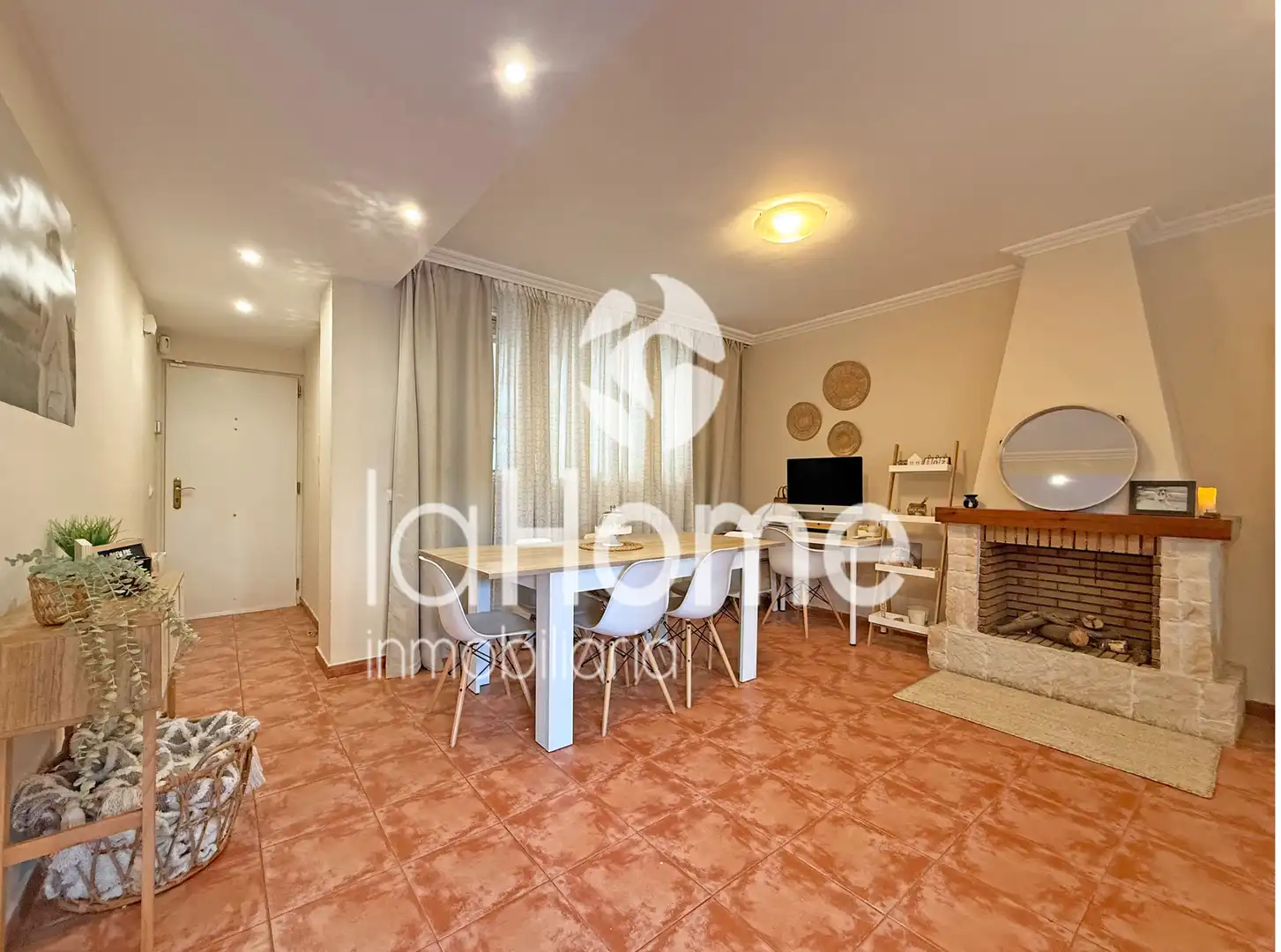Sala de estar de Casa adosada en venta en Bétera con Calefacción, Terraza y Horno