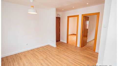 Photo 3 of Flat for sale in Calle Isaac Peral, Numancia - San Fernando, Santander