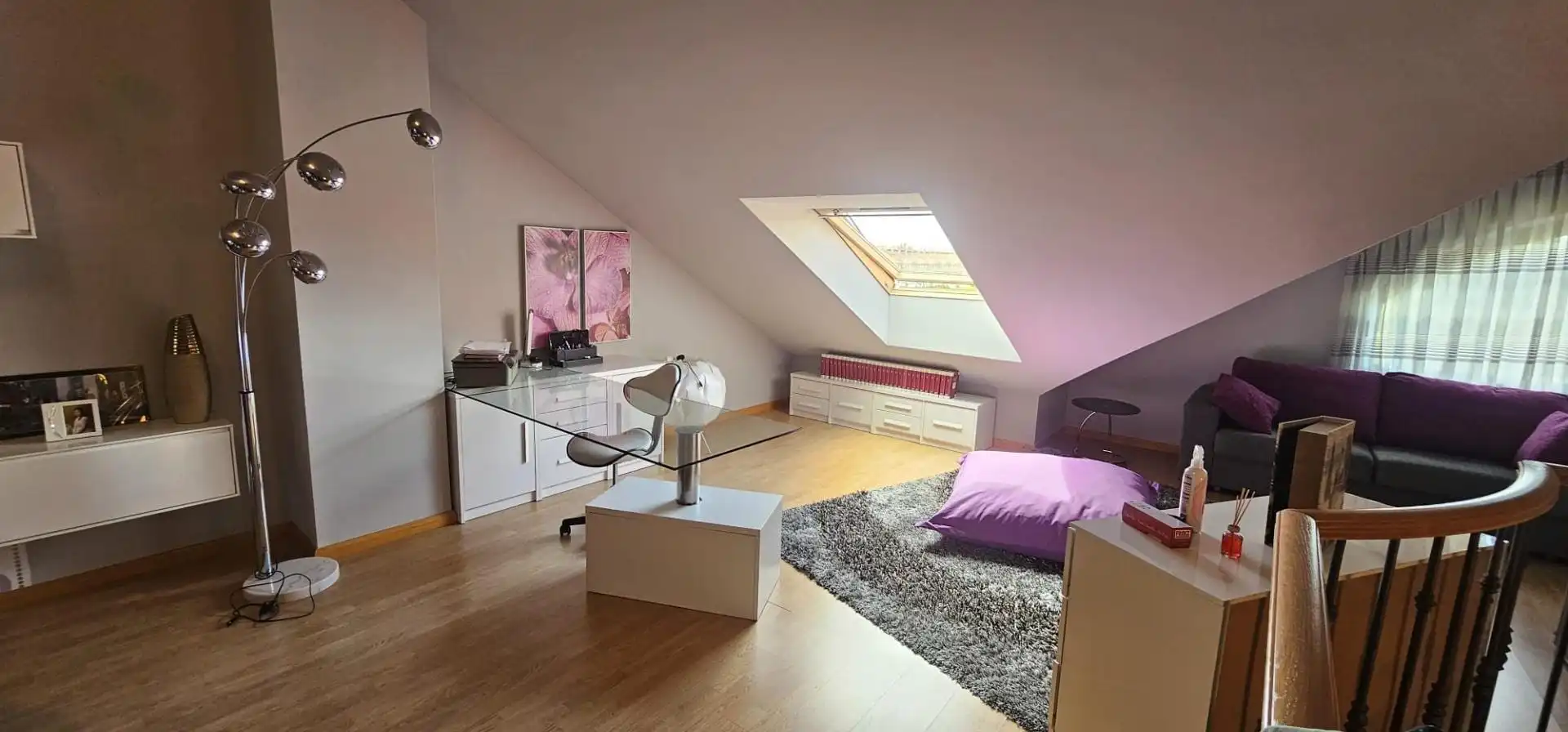 Schlafzimmer von Einfamilien-Reihenhaus zum Verkauf in Villaquilambre mit Heizung, Privatgarten und Parkett