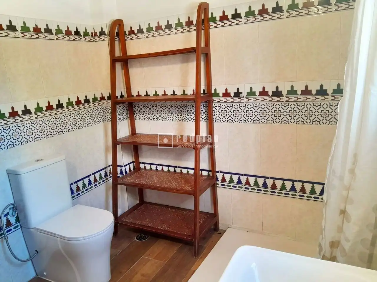 Bathroom of Apartments for rent in Málaga  with Air Conditioner, Heating and Terrace