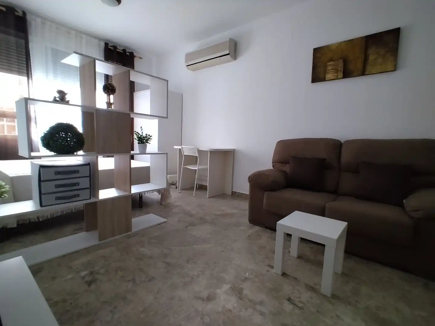 Wohnzimmer von Wohnung zur Miete in Ciudad Real mit Klimaanlage, Heizung und Möbliert