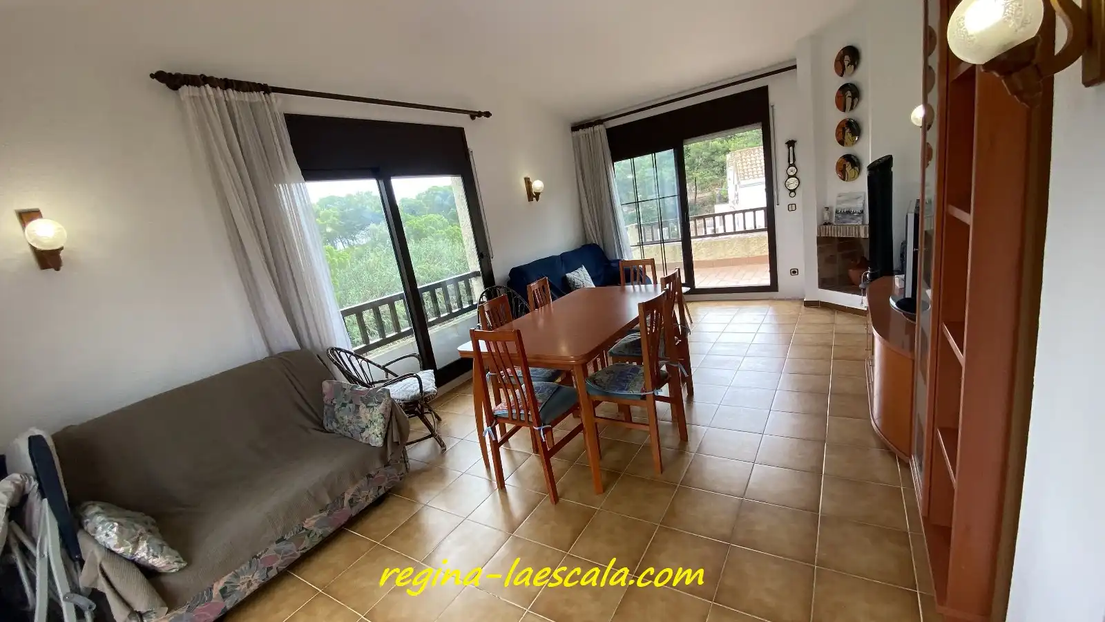 Esszimmer von Dachboden zum Verkauf in L'Escala mit Terrasse, Möbliert und Mikrowelle
