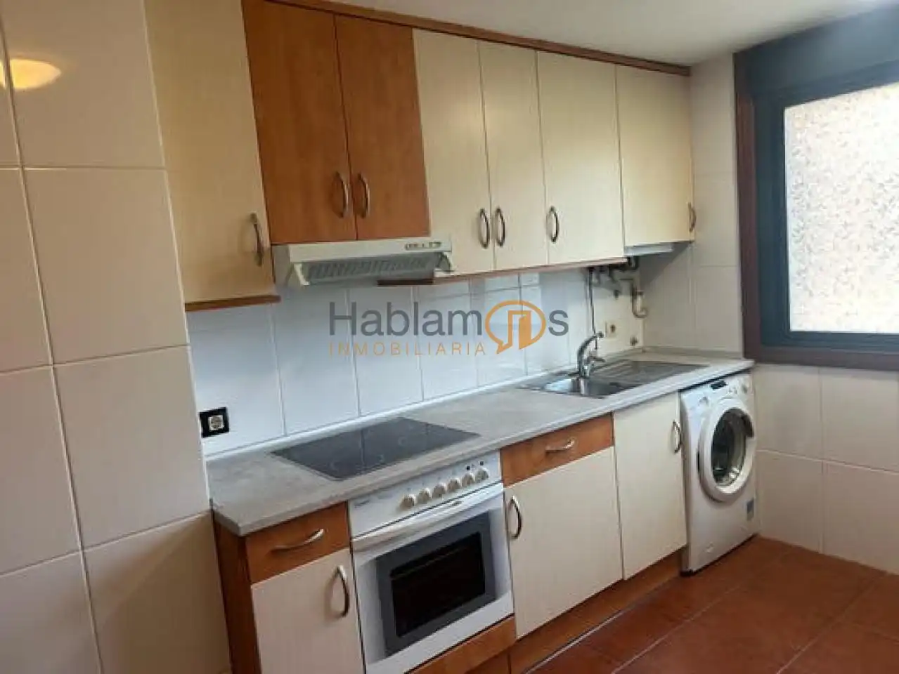 Apartamento con ascensor en venta en San Salvador - Caeira