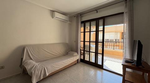 Photo 2 of Flat to rent in Guardamar Playa, Alicante