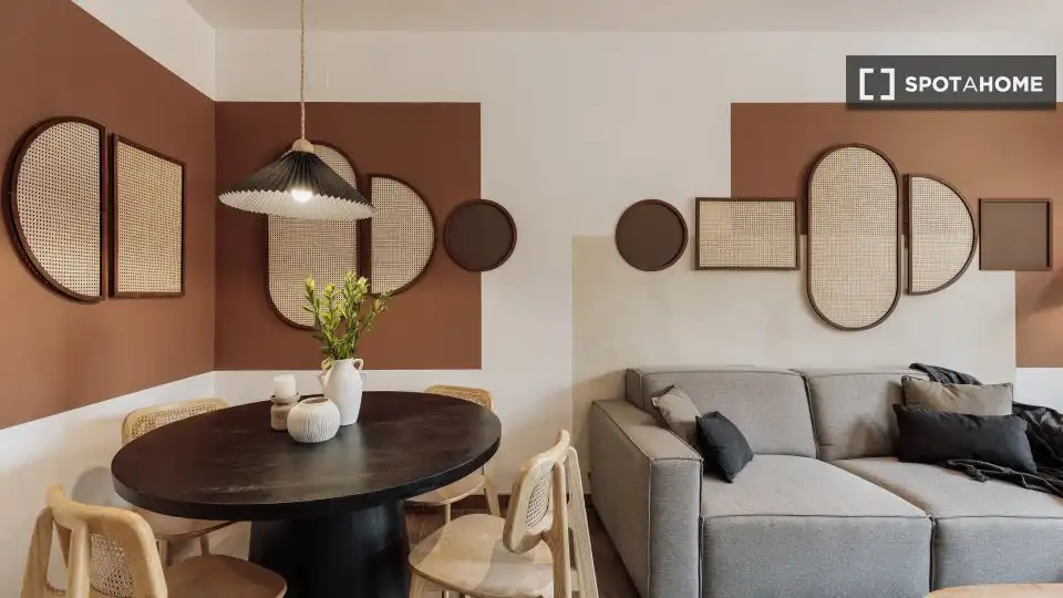 Menjador de Apartament per a compartir en Barcelona amb Aire condicionat, Terrassa i Moblat