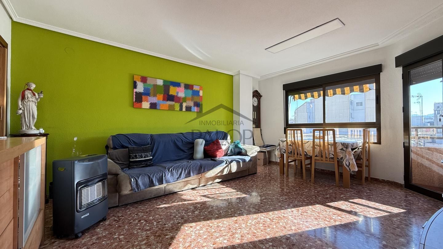 Living room of Flat for sale in Carcaixent  with Storage room and Balcony
