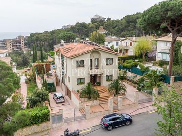 Casa con piscina in vendita a Rafael De Casanovas s/n