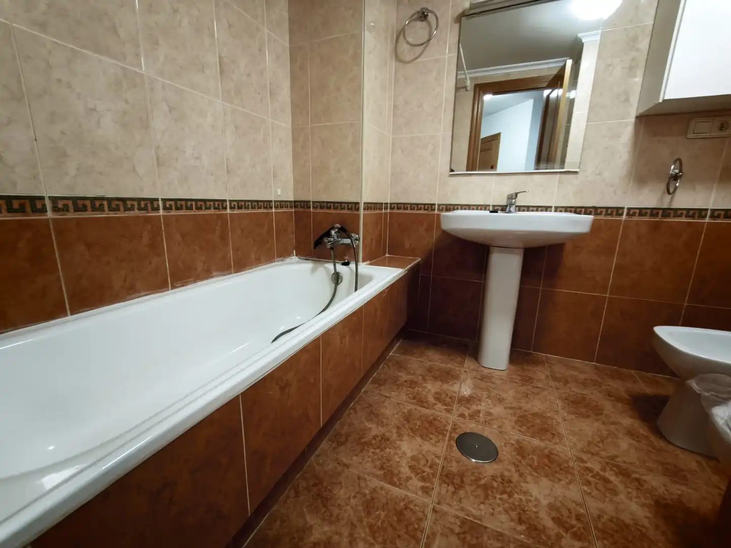 Apartament amb ascensor de lloguer a Avenida Isabel la Católica, imagen 15