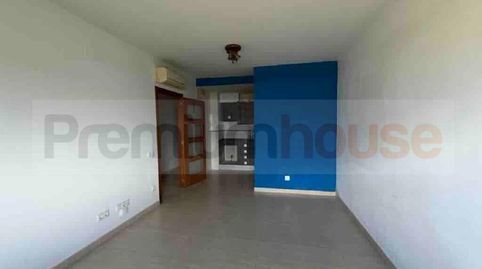 Foto 2 von Wohnung zum Verkauf in Plaza 20 de Maig, Deltebre, Tarragona