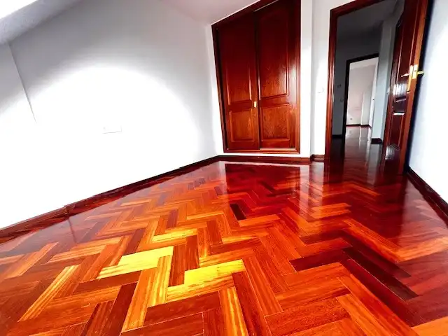 Piso en venta en A Coruña Capital  con Calefacción, Parquet y Trastero