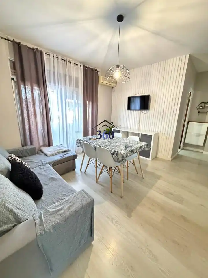 Wohnung mit Aufzug zum Verkauf in Calle Plasencia