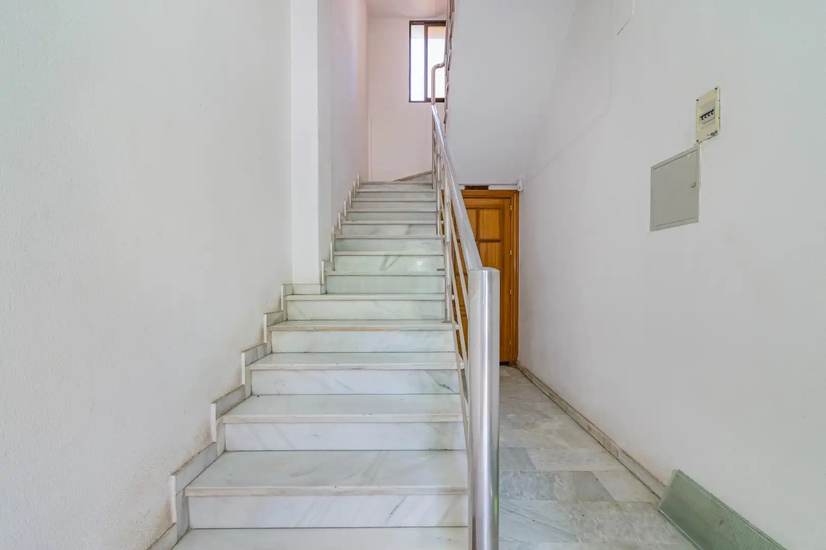 Haus oder Chalet zum Verkauf in Granada mit Terrasse und Balkon