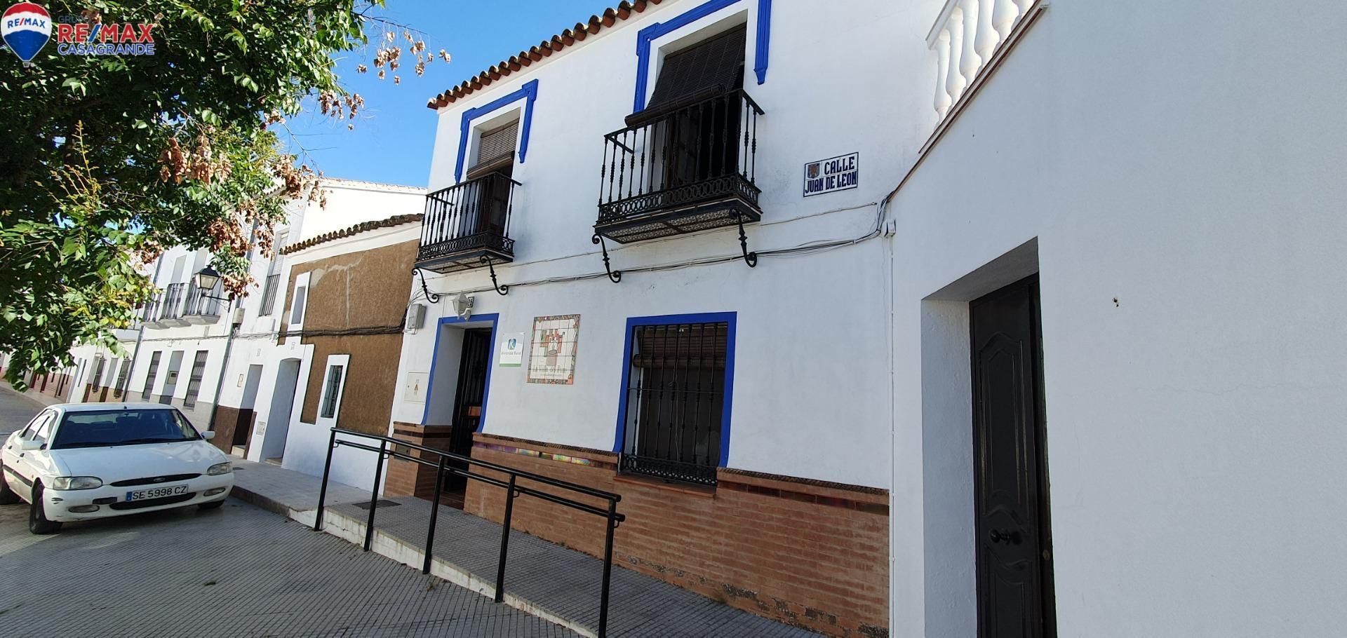 Exterior view of Single-family semi-detached for sale in Alanís  with Air Conditioner, Heating and Terrace